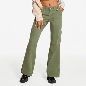 Aeropostale’s Low Rise Flare Utility pants